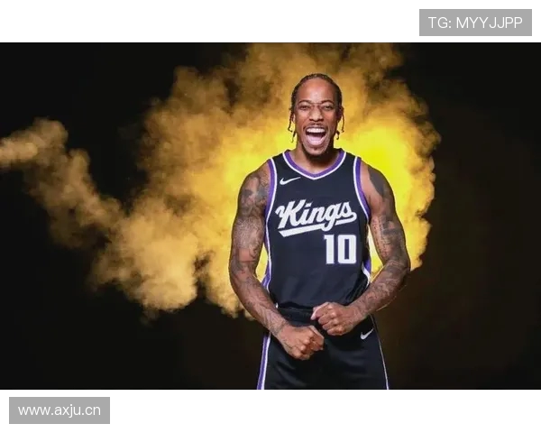 德罗赞半场出战14分钟6中3拿6分展现攻防影响力